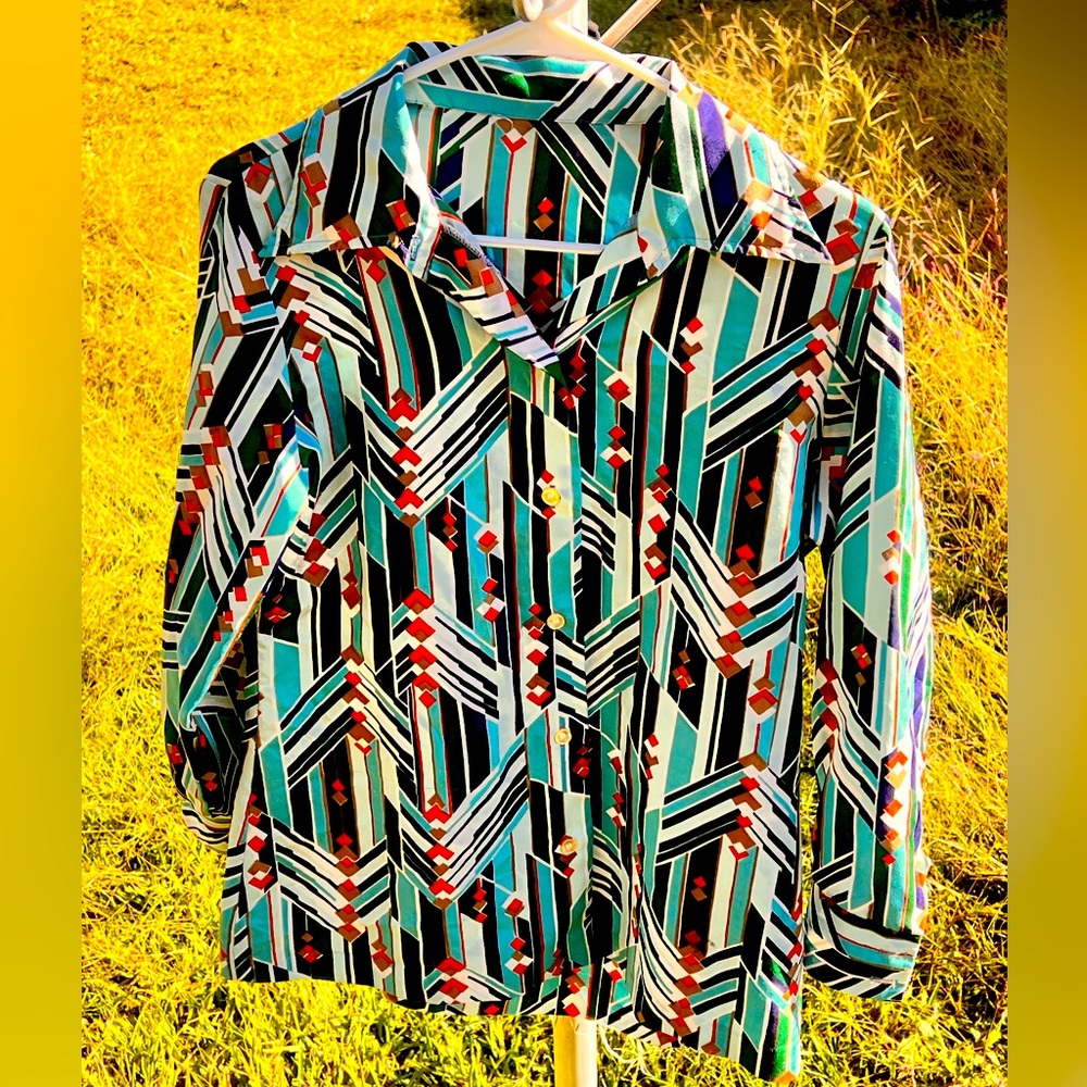 VINTAGE RETRO 70’s HANDMADE WOMENS BUTTON UP- SIZE S